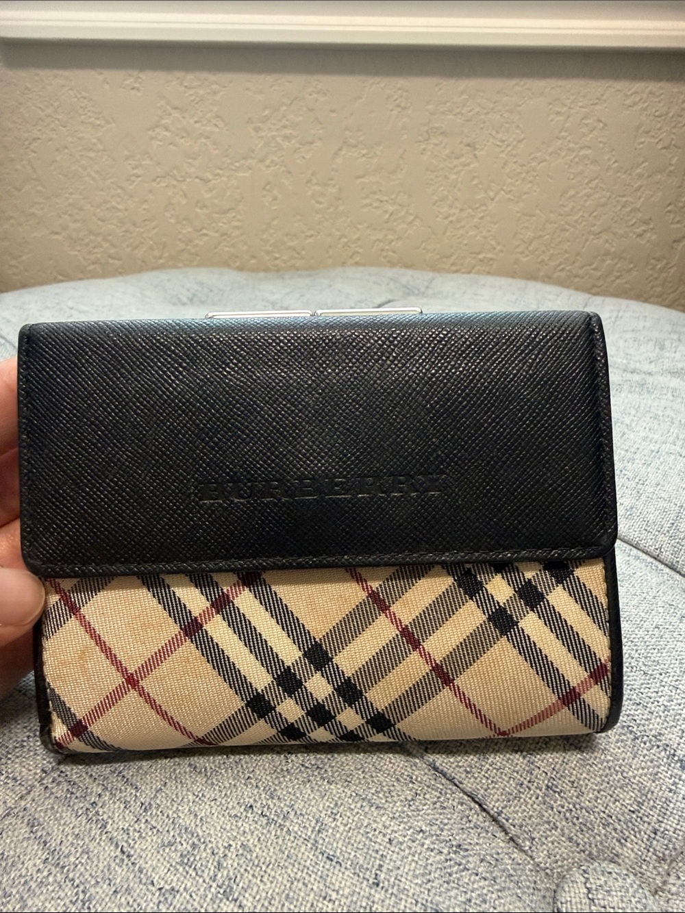 Burberry Black Leather & Beige Nova Check Trifold Wallet